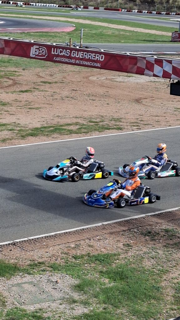 Kartódromo Internacional Lucas Guerrero - Casa Rural Casa Toni Alborache Valencia