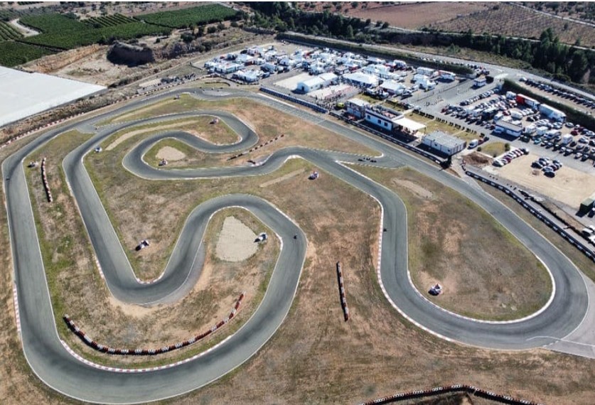 Kartódromo Internacional Lucas Guerrero - Casa Rural Casa Toni Alborache Valencia